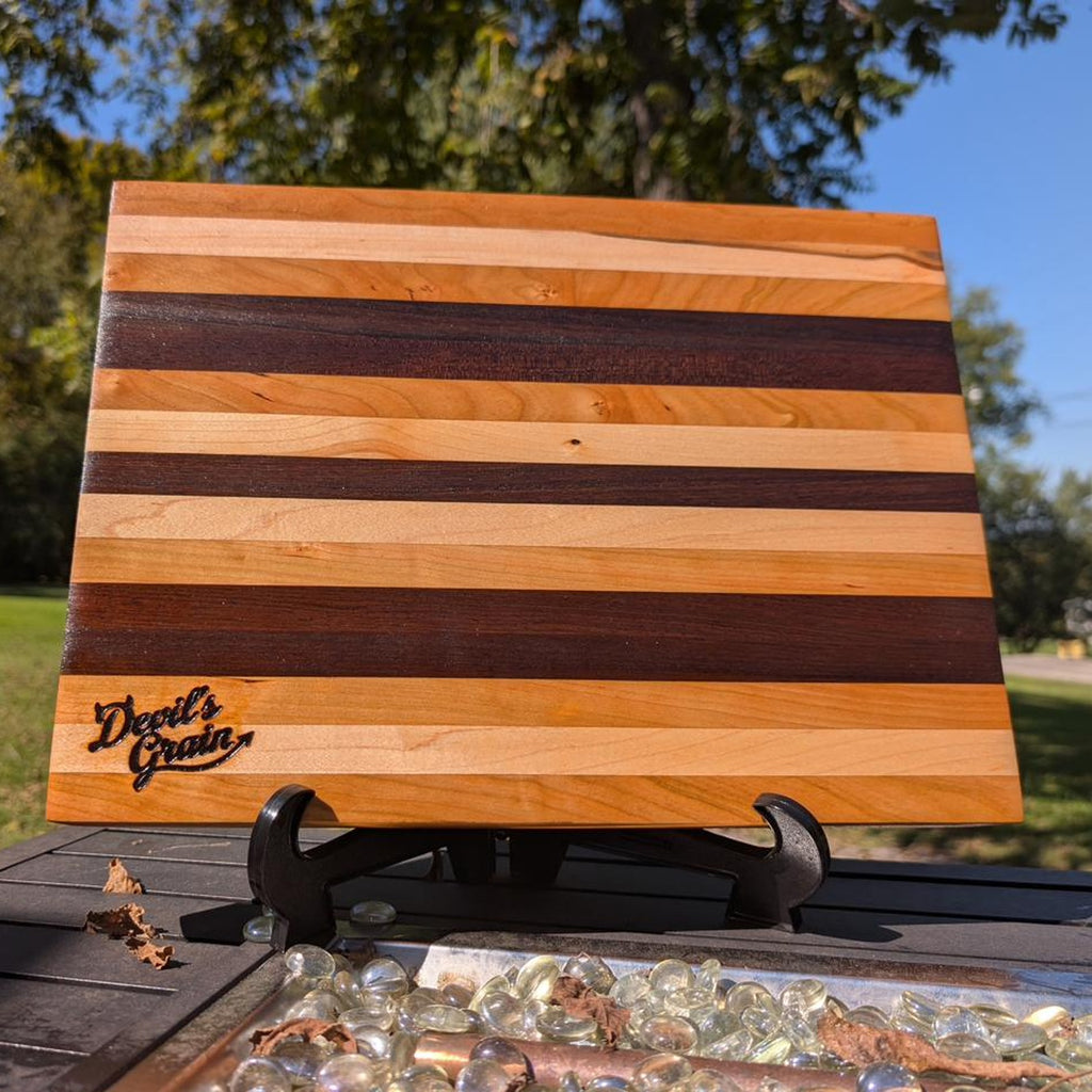 No. 604 "Wanda" | Cherry, Maple & Walnut Cutting Board, 16x12x1.75